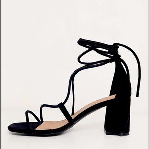 PrettyLittleThing - Black Strappy Sandals Size 8